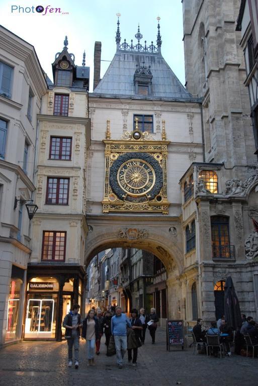 Hotel Les Arcades روان المظهر الخارجي الصورة