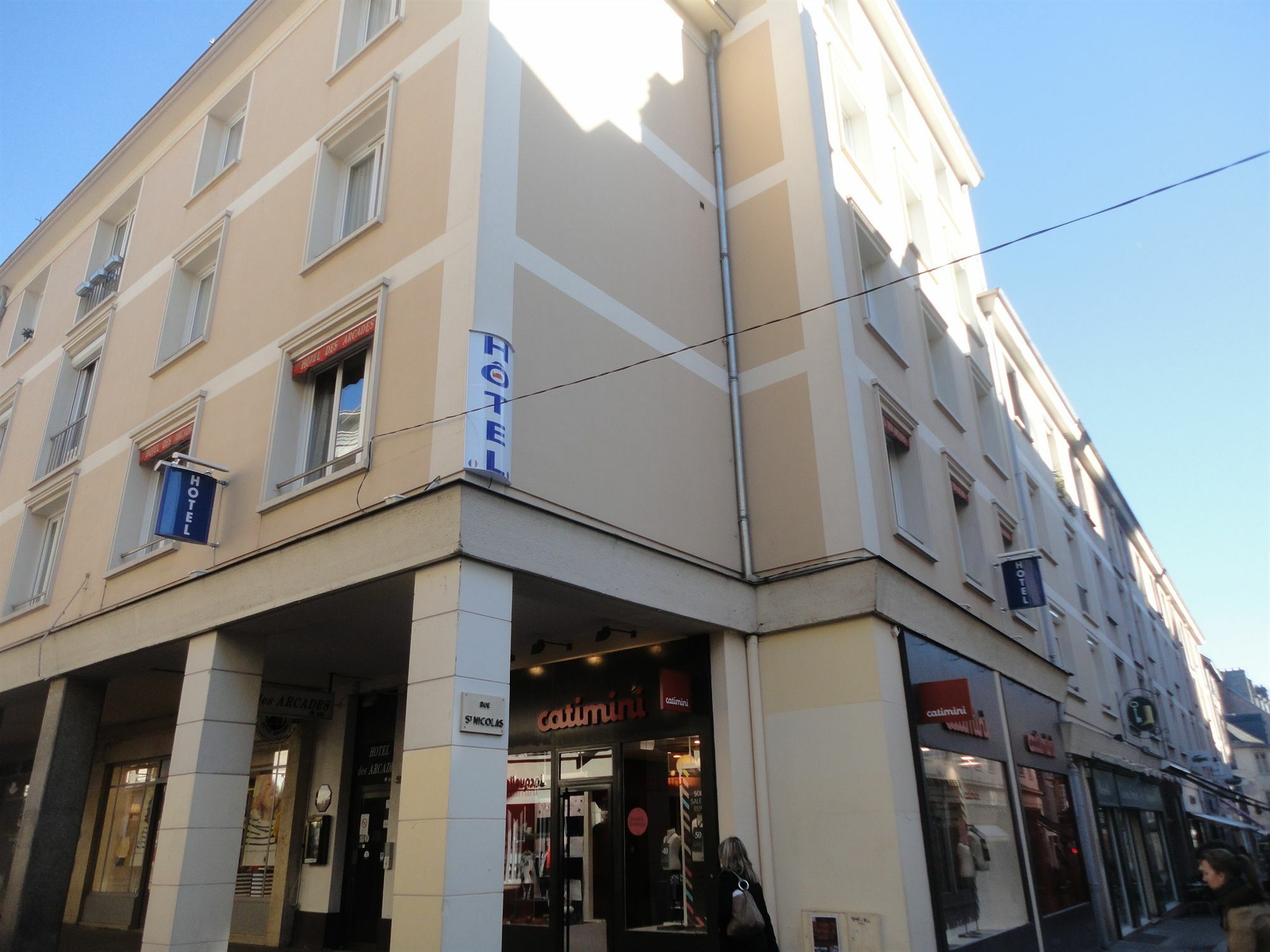 Hotel Les Arcades روان المظهر الخارجي الصورة